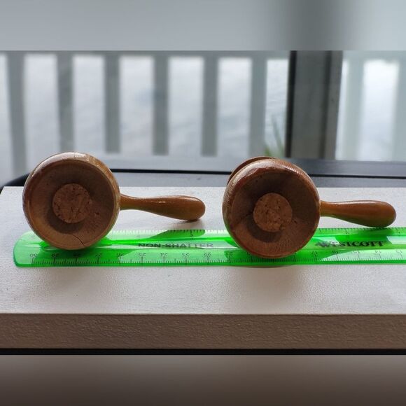 Vintage wooden S&P Shakers, Green Lakes WS - Picture 5 of 12